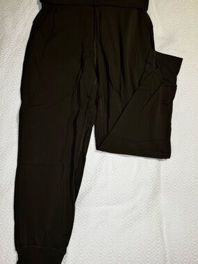 lululemon athletica olive fold over waist band joggers